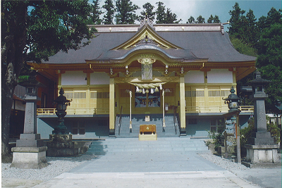 烏帽子山八幡宮 株式会社たくみ